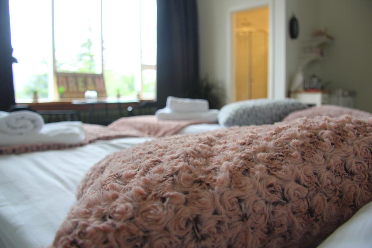 Private And Peaceful One Bedroom Apartments Боргарнес Екстериор снимка